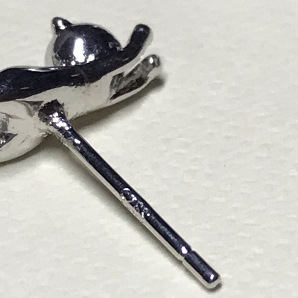 🌟 Sterling Silver 925 Cat 🐈 Stud Earrings - Picture 8 of 8